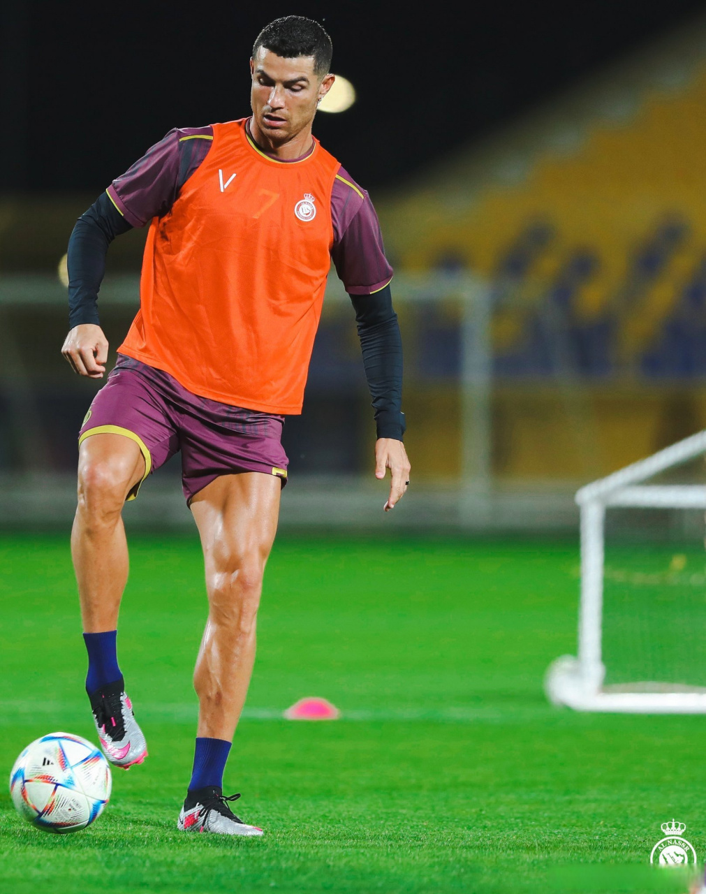 爱游戏体育-里程碑夜奥兰多魔术防线松动马赛关键时刻完成体检，网友：广州队再遭质疑备战国王杯的简单介绍-爱游戏体育